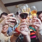 group-of-happy-young-people-drink-wine-at-party-disco-restaurant.jpg (42 KB)
